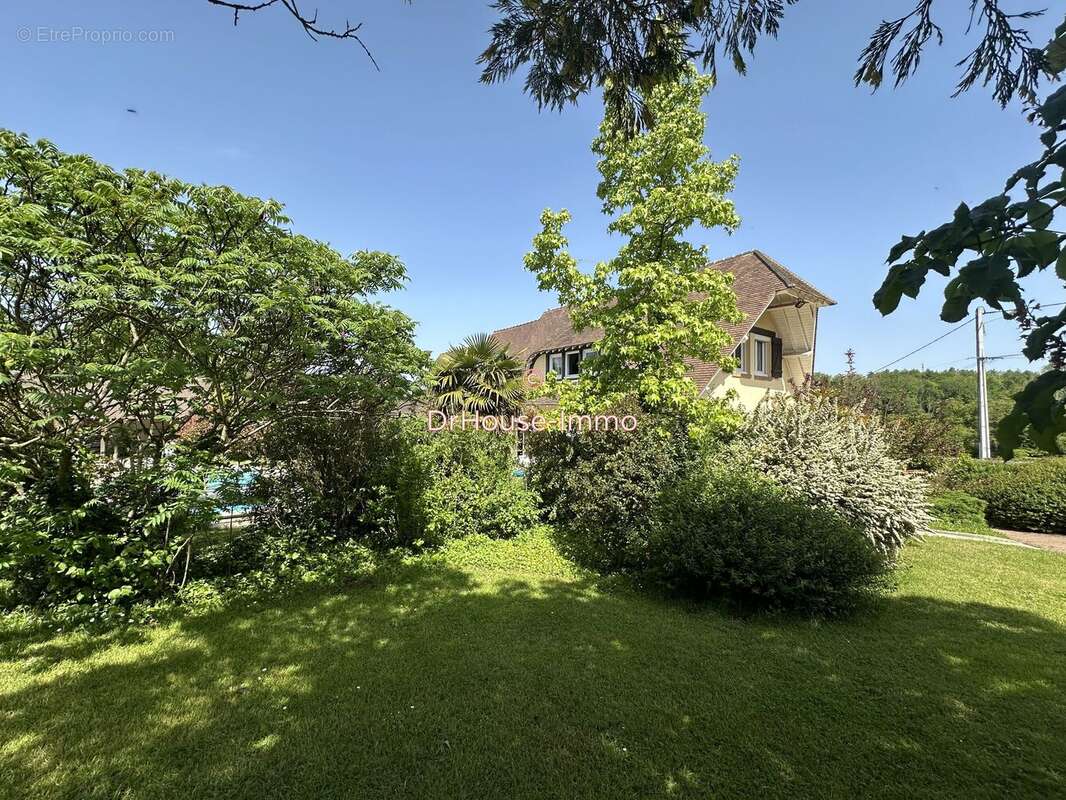 Maison à GILLES
