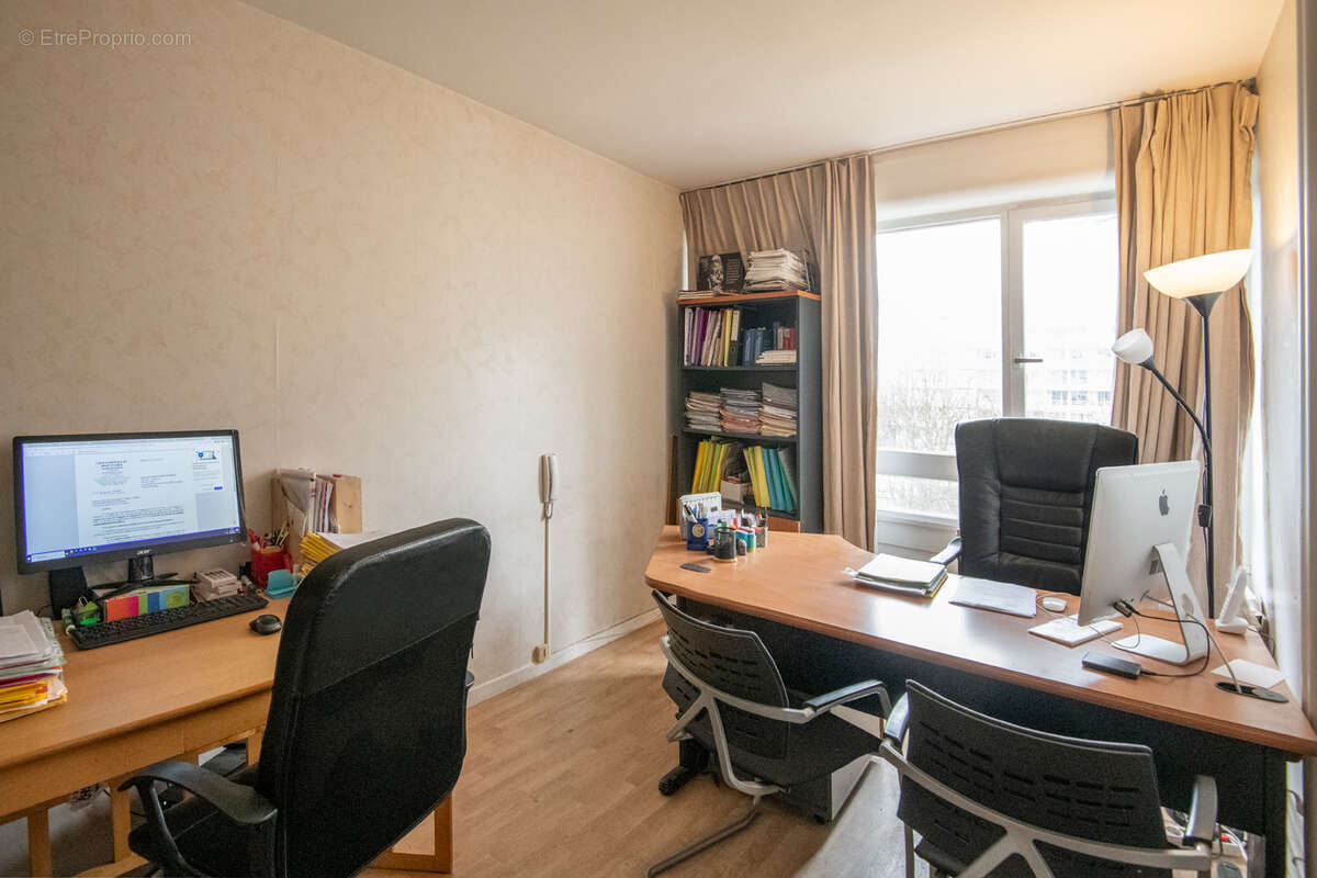 Appartement à NANTERRE