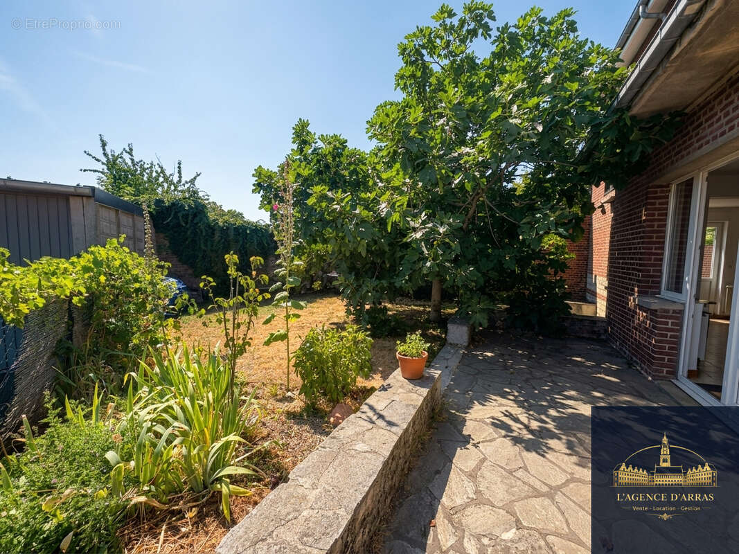 EXCLUSIVITÉ   Grande maison familiale de 210 m2 avec 6 chambres, jardin, à moins de 15 min à pied de la gare - photo 19