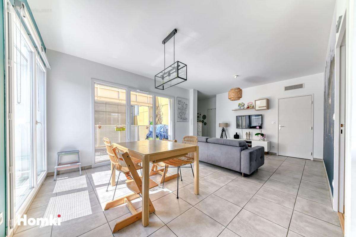 Appartement à LYON-9E