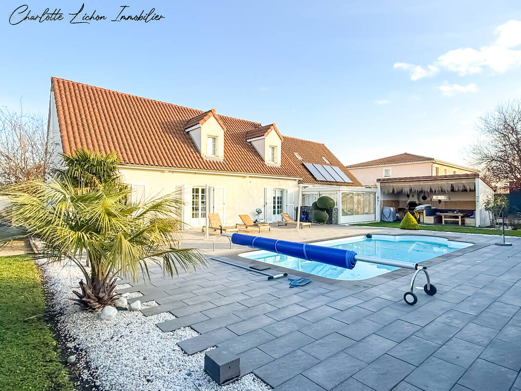 Maison à AULNAT