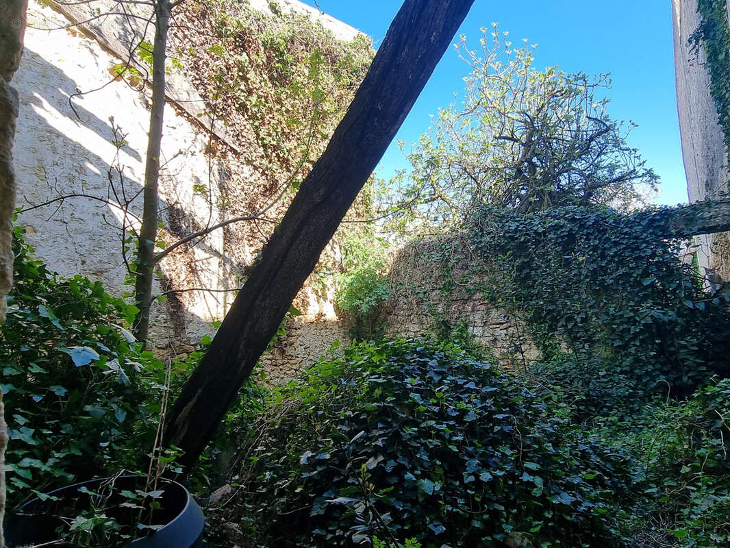 Parking à ROCHEFORT