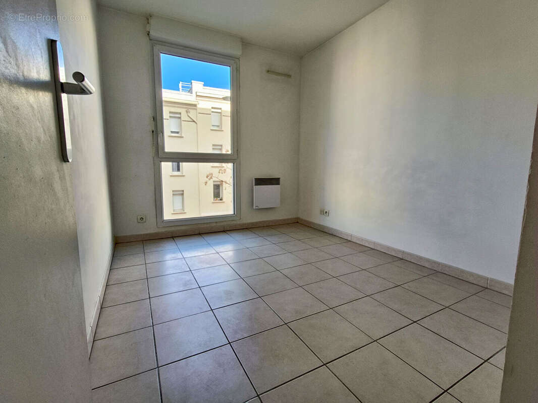 Appartement à MARSEILLE-7E