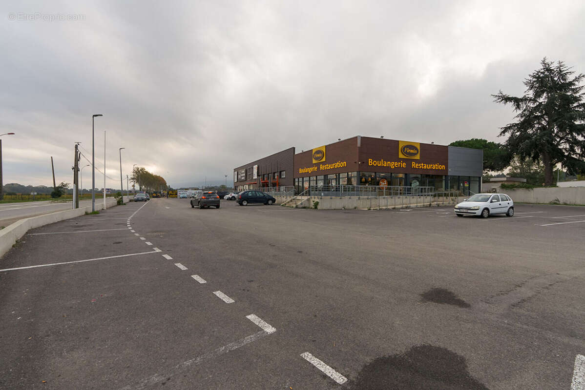 Commerce à CARCASSONNE