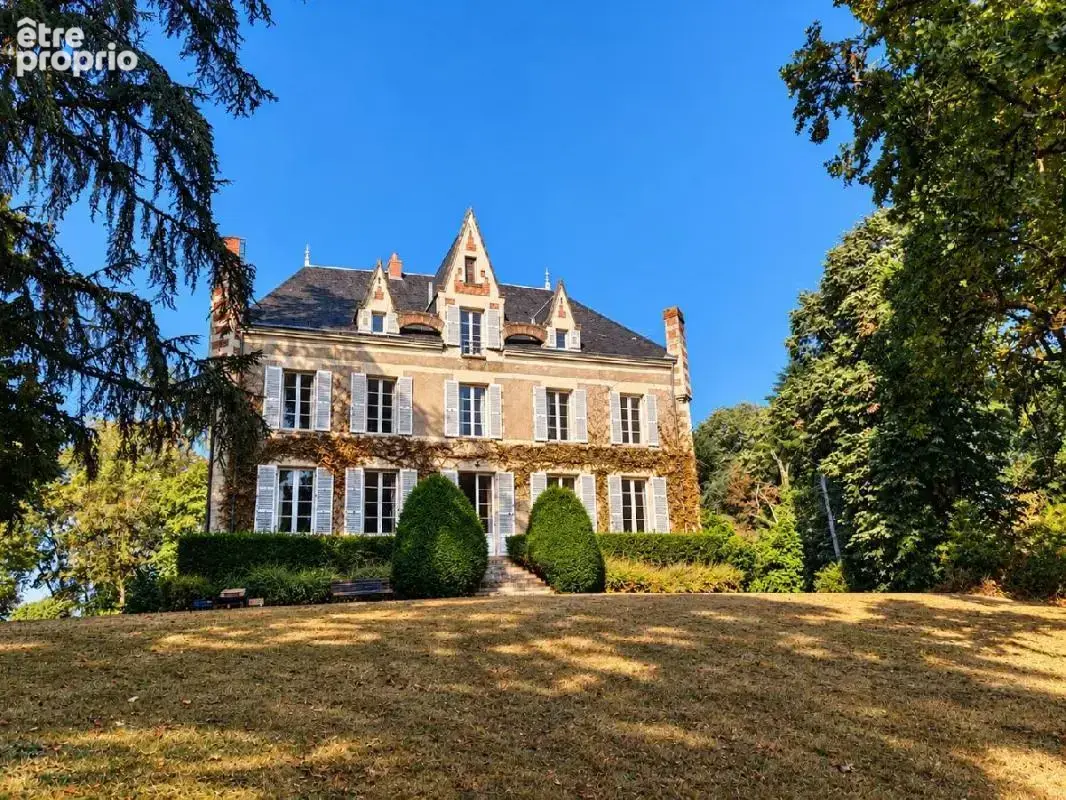 Proche du chêne - Demeure d'exception du XIX siècle - 550 m² - 12 chambres - dortoir - au coeur d'un parc de plus de 2ha avec ac - photo 11