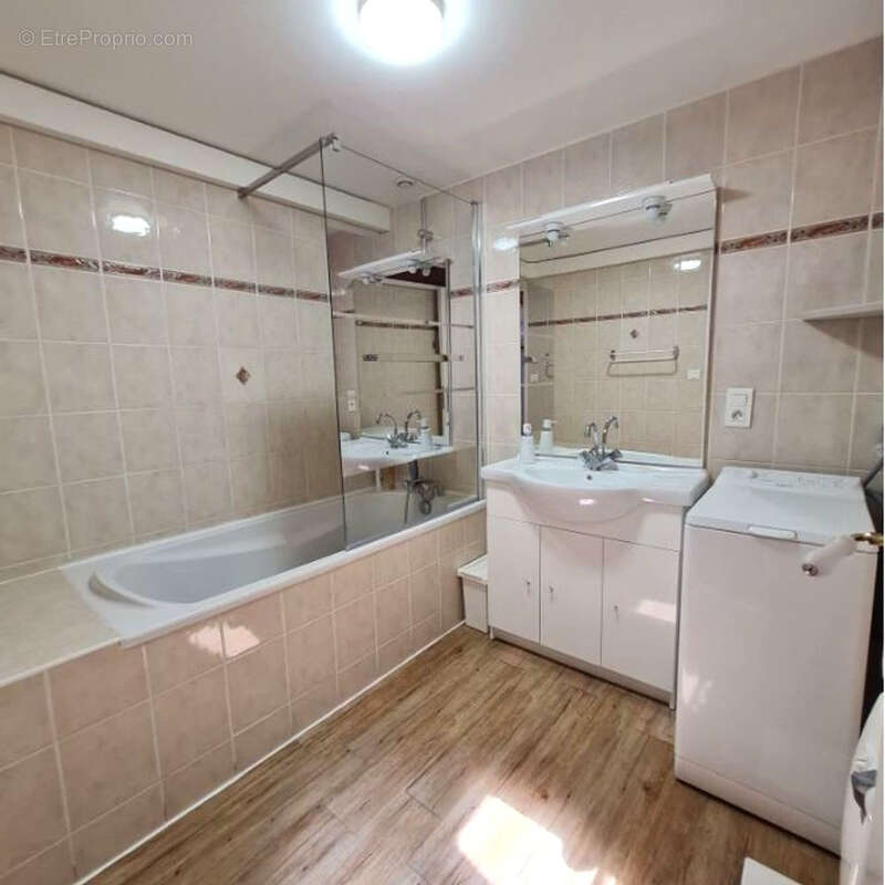 Appartement à SAINT-CHINIAN