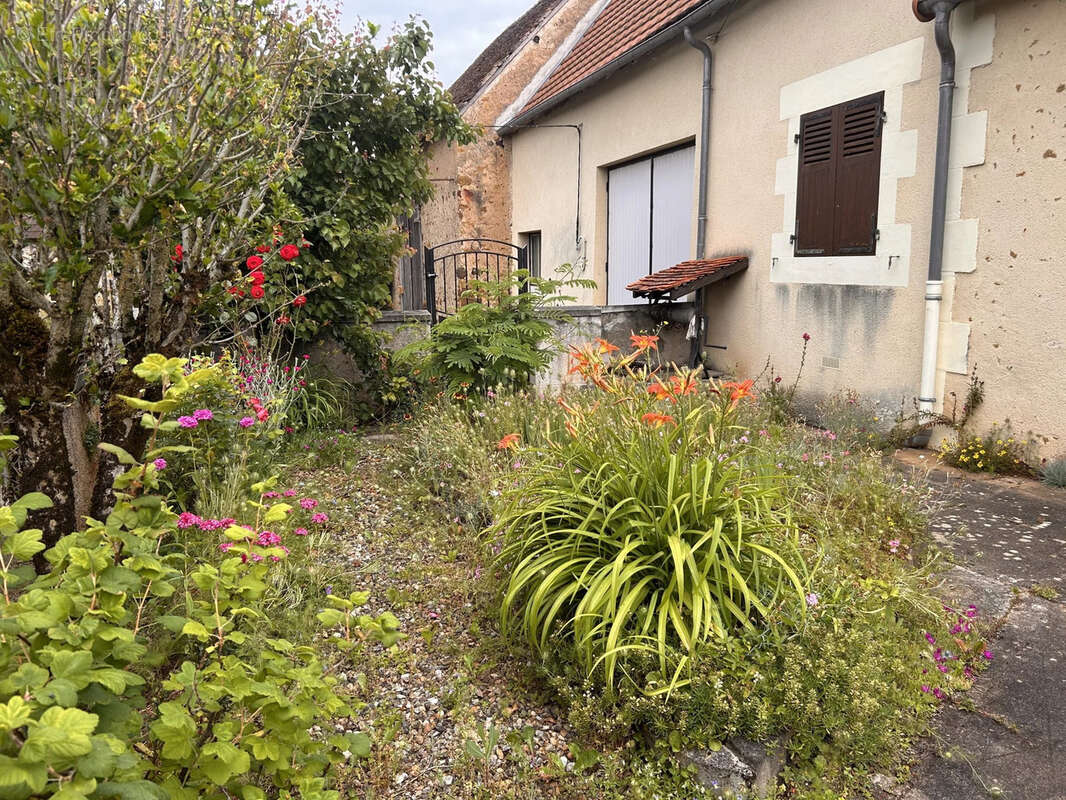 Maison à SACIERGES-SAINT-MARTIN