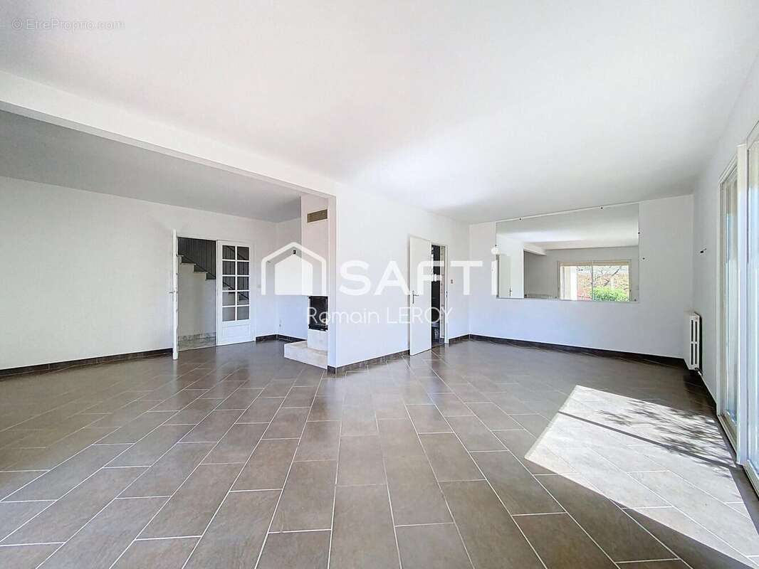 Photo 2 - Maison à CARBON-BLANC