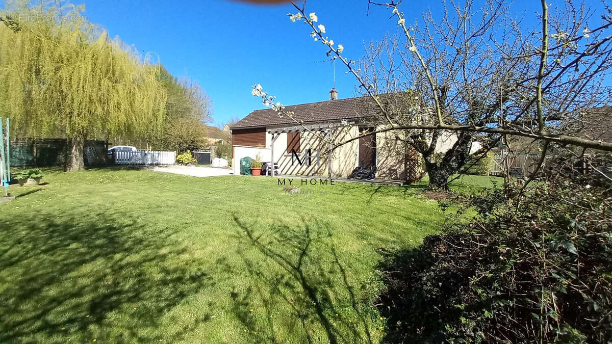 Maison à MORTAGNE-AU-PERCHE