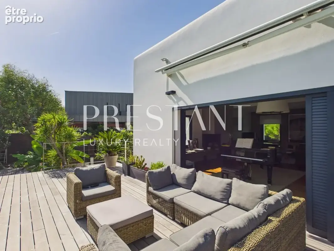 Villa d'architecte de 240 m² à Chiberta, vue mer depuis le toit-terrasse - photo 33