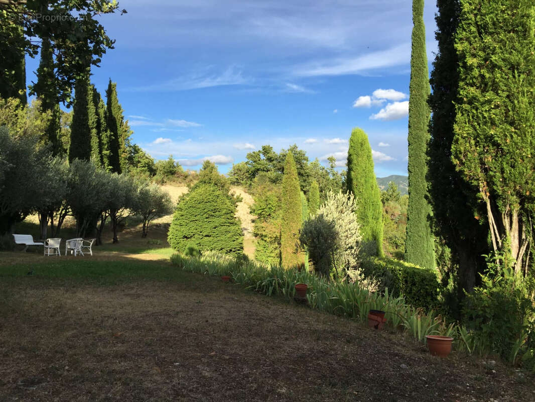 Maison à VAISON-LA-ROMAINE