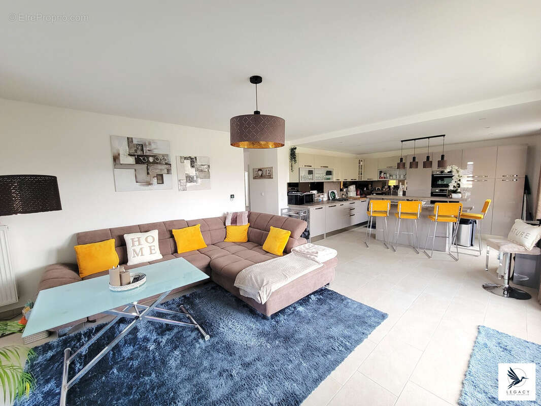 Appartement 87 m² à Erstein  - photo 3