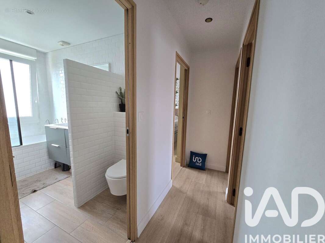 Photo 9 - Maison à CHAUCONIN-NEUFMONTIERS