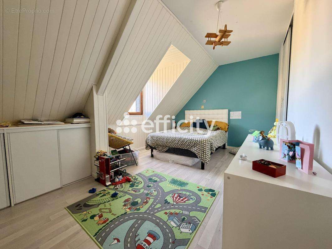 Maison à CHATEAUGIRON