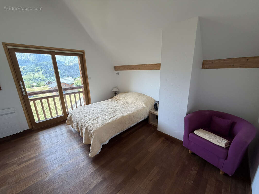 Emplacement idéal pour ce chalet au pied des pistes de ski ! - photo 19