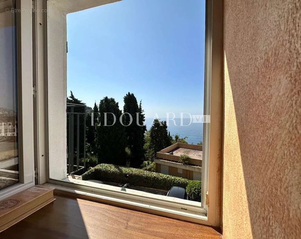 Appartement à ROQUEBRUNE-CAP-MARTIN