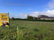 Terrain à RUELLE-SUR-TOUVRE