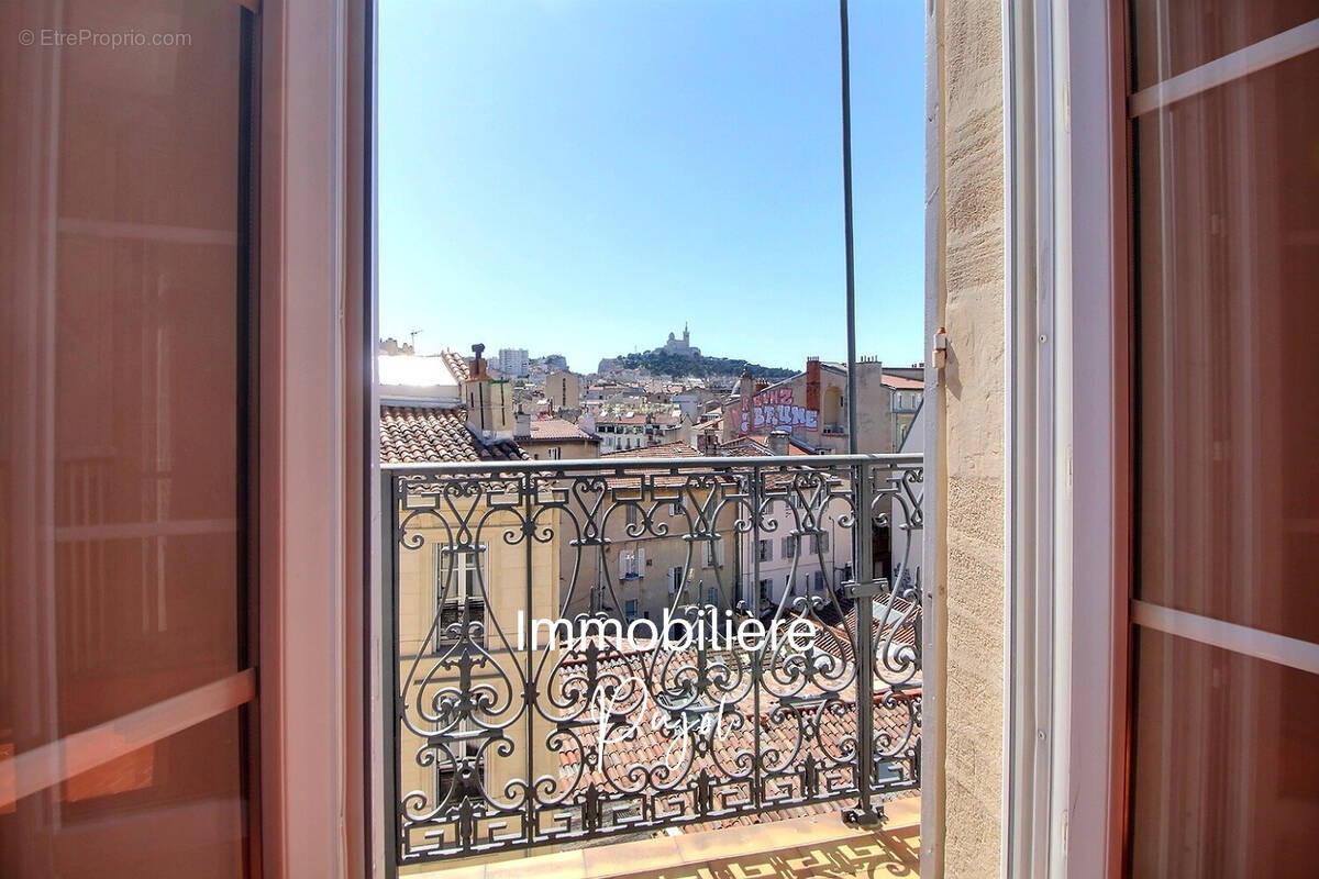 Appartement à MARSEILLE-6E