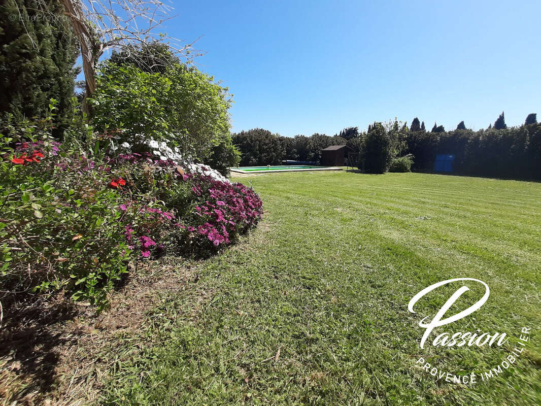Maison à MAUSSANE-LES-ALPILLES