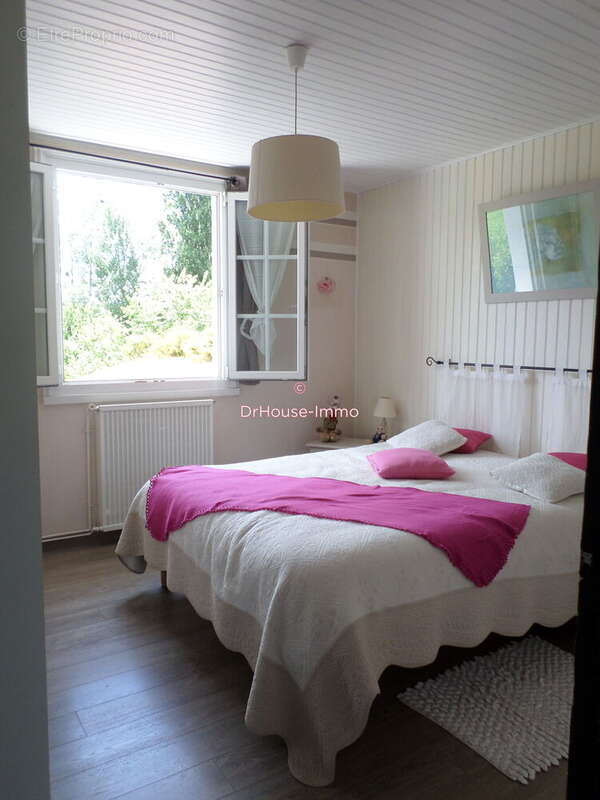 Maison 153 m² à Linars  - photo 6