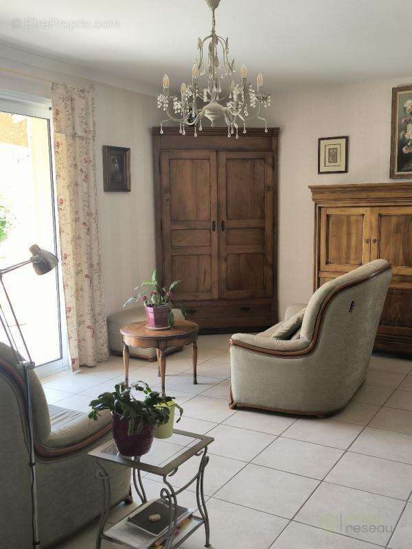 Maison à SORGUES