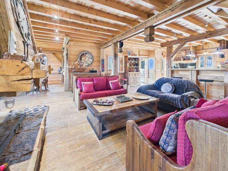 Haute Savoie (74), à vendre MORILLON - Domaine skiable du Grand Massif - Ferme Savoyarde P9 - photo 3