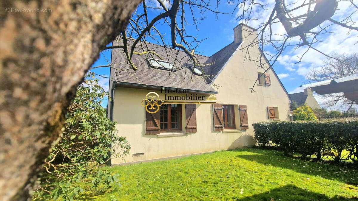 Maison à PLOUGASNOU