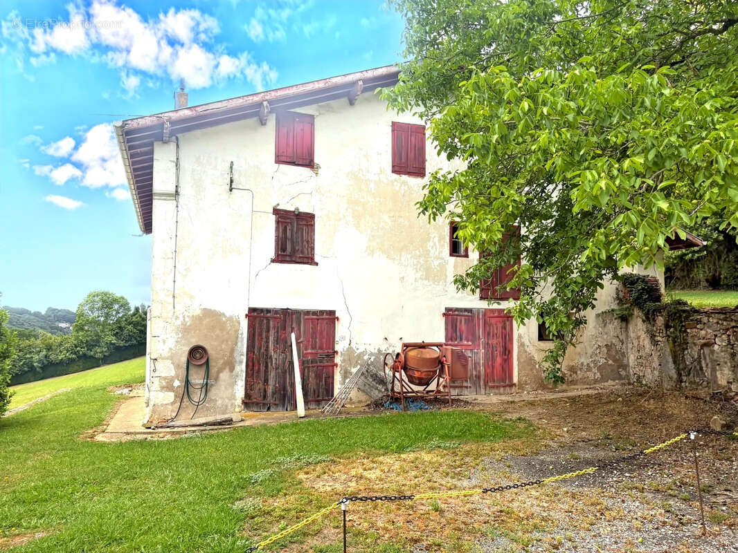 Maison à LAHONCE
