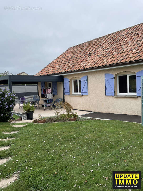 Maison à SURIAUVILLE