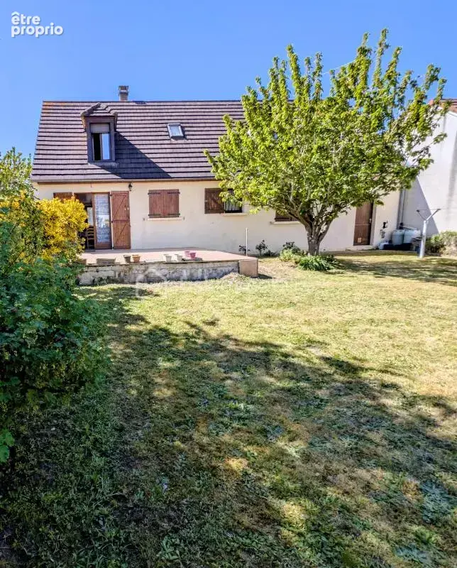 Maison familiale, 6 pièces, quartier très calme - photo 3