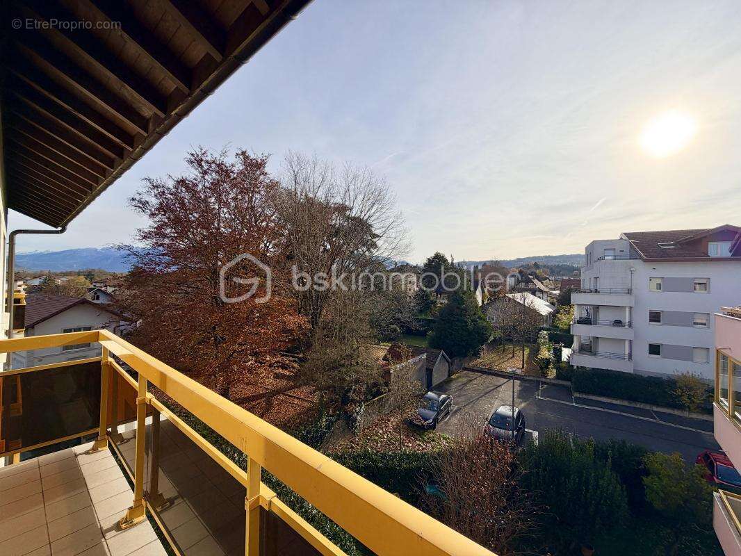 Appartement à REIGNIER