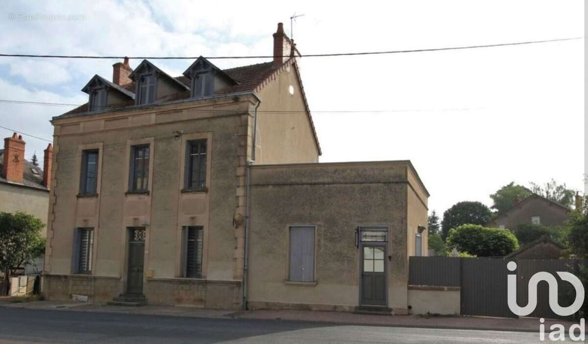 Photo 2 - Maison à COSNE-D&#039;ALLIER