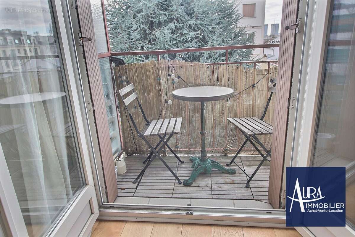 0_0007 - Appartement à LES LILAS