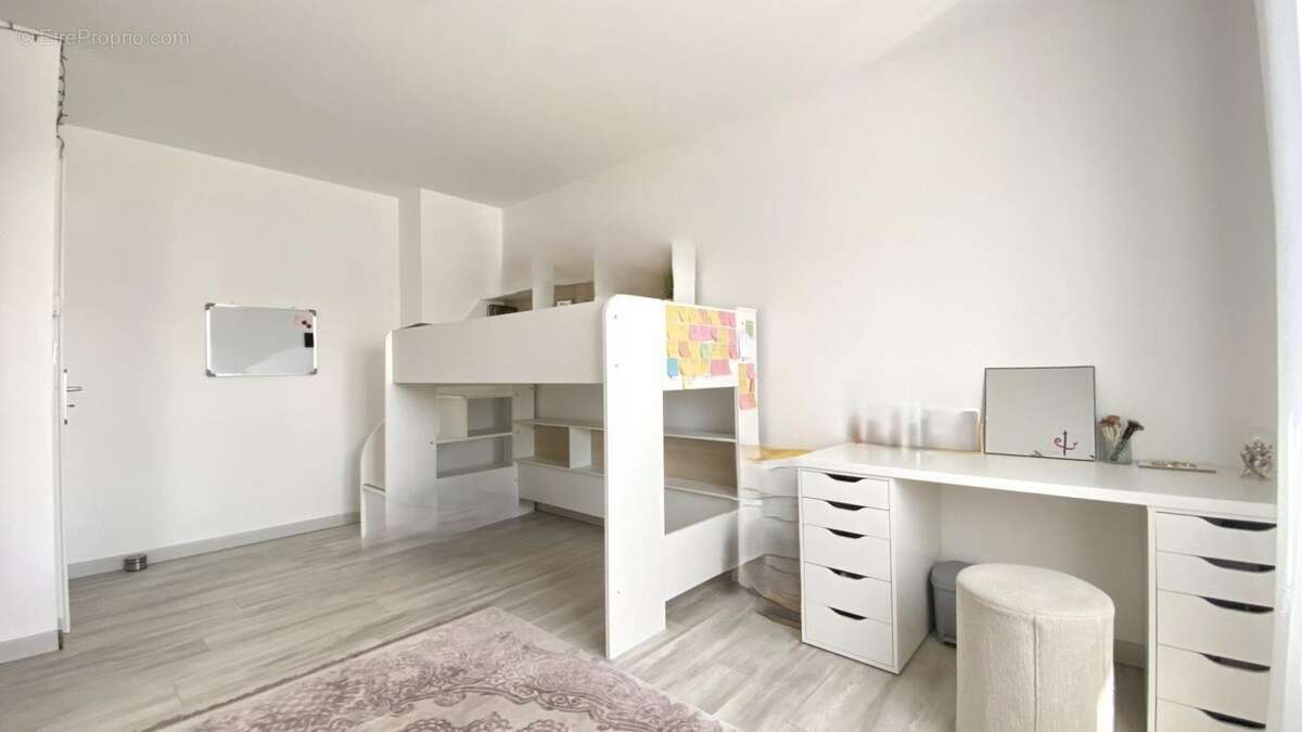 Maison à CORNEILHAN