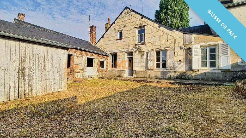 Maison à PRUNAY-CASSEREAU