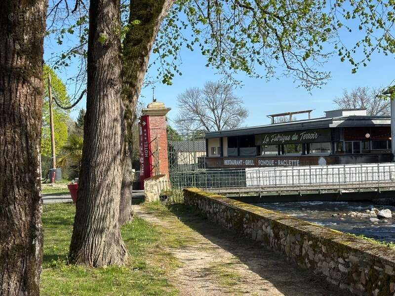 Commerce à BAGNERES-DE-BIGORRE