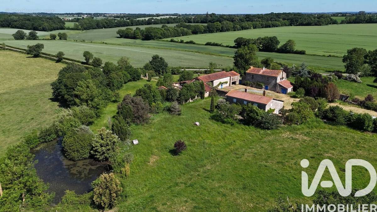 Photo 1 - Maison à SAINT-GERMAIN-DE-PRINCAY