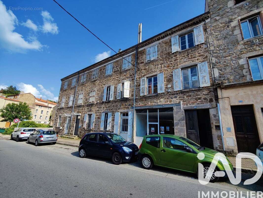 Photo 3 - Appartement à SAINT-JULIEN-MOLIN-MOLETTE