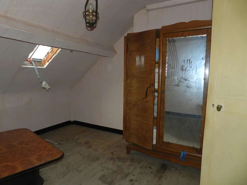 Maison à SAINT-PIERRE-SUR-DIVES