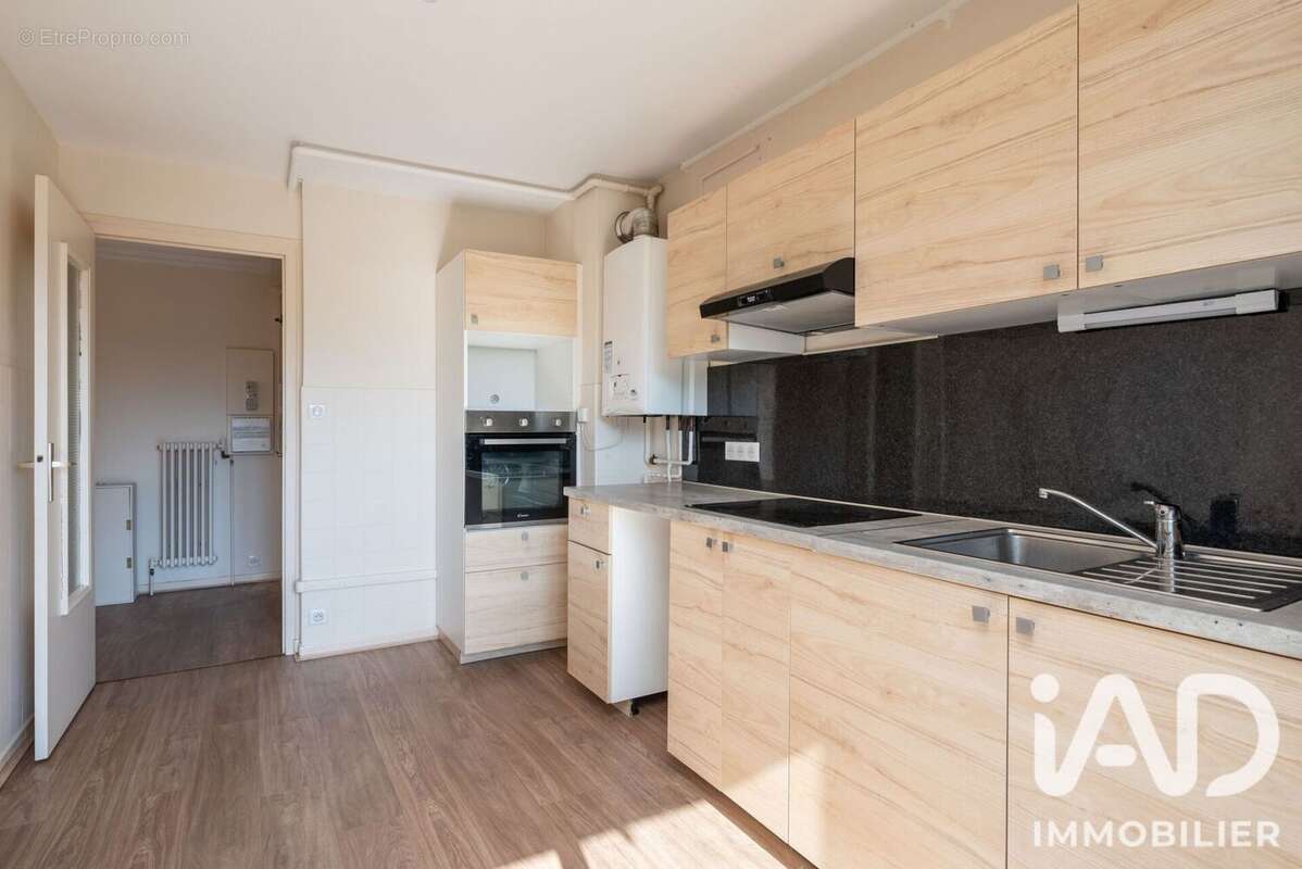 Appartement 69 m² à Grenoble  - photo 9