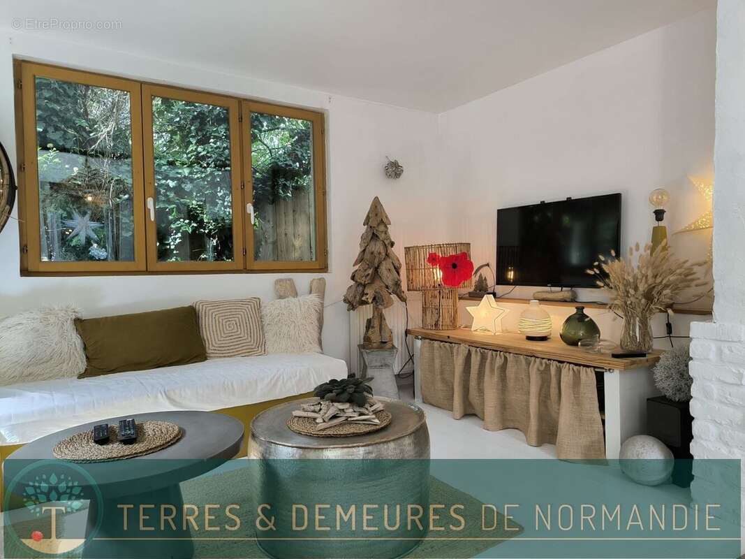 Maison à BOURG-ACHARD