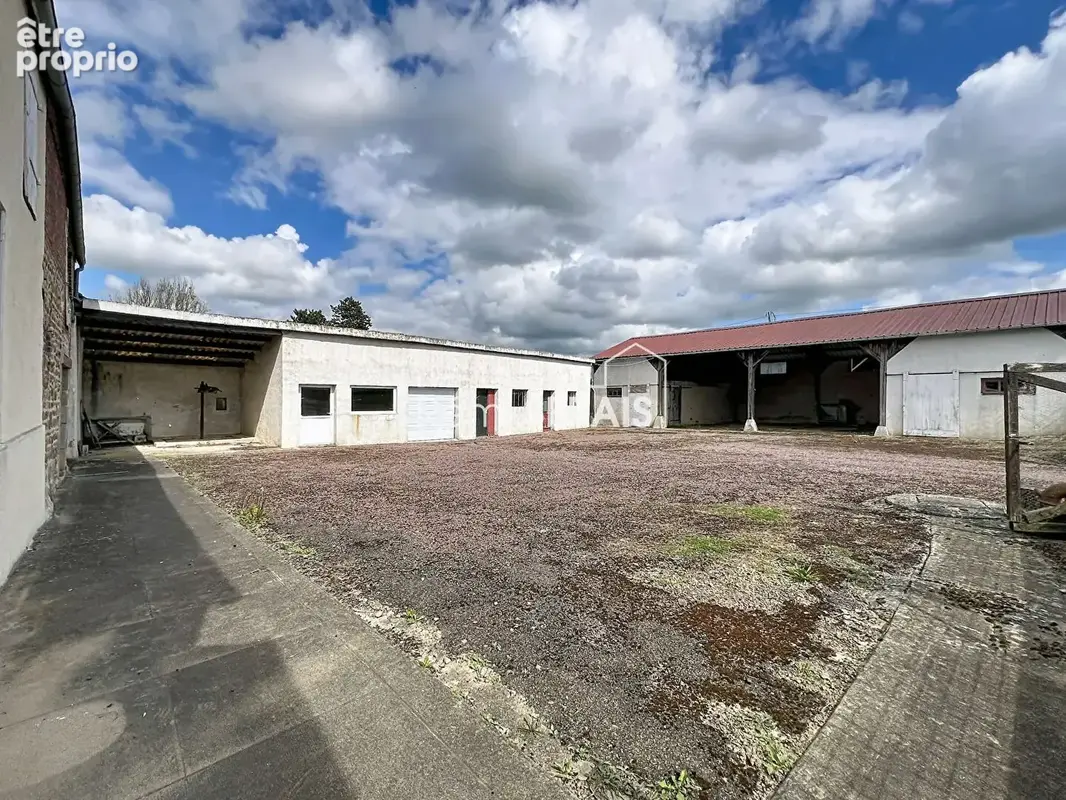 Corps de ferme à rénover avec plus de 4 hectares - photo 11