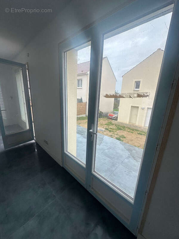 Maison à VILLIERS-SUR-MORIN