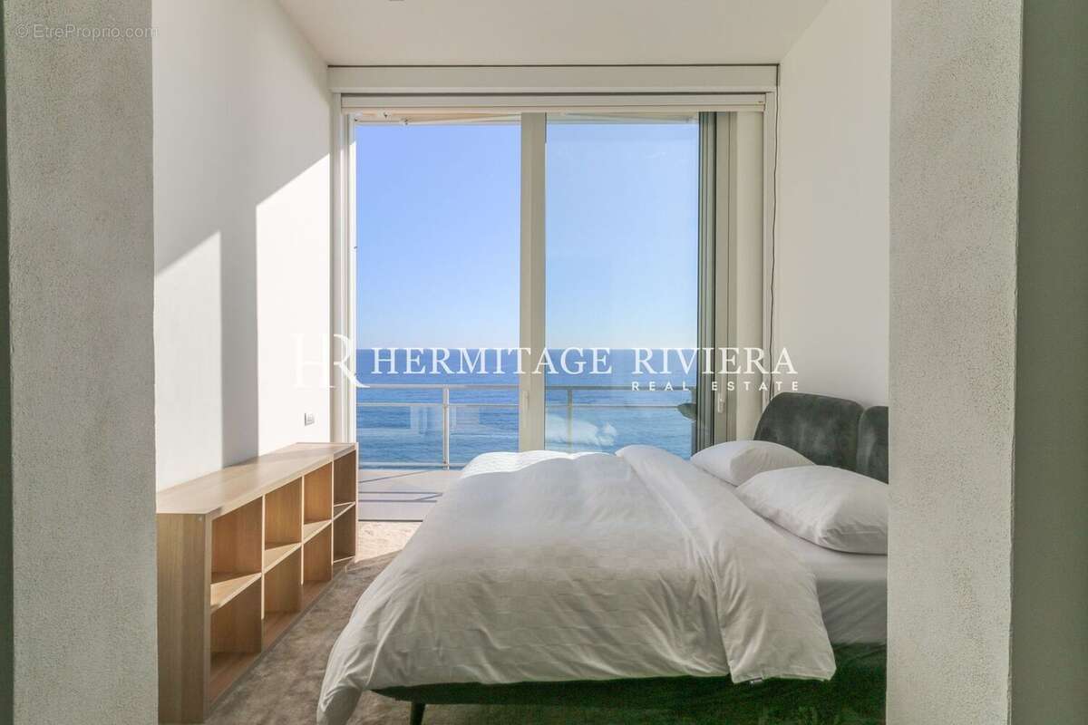 Appartement à ROQUEBRUNE-CAP-MARTIN