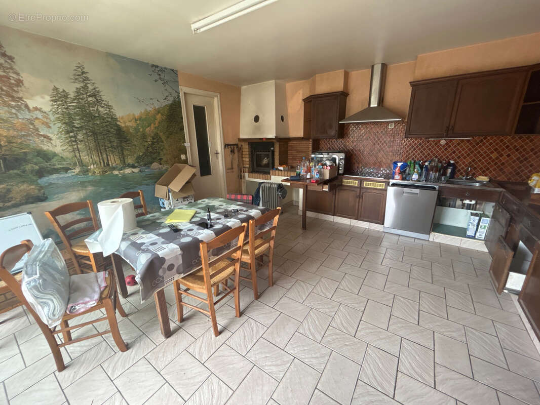 Maison à vendre cœur du bourg de noyal-pontivy ! idéal investisseur - photo 5