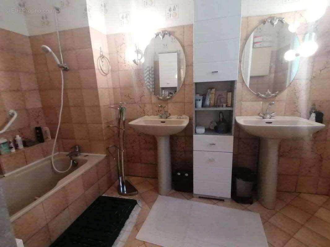 Maison à LA SOUTERRAINE