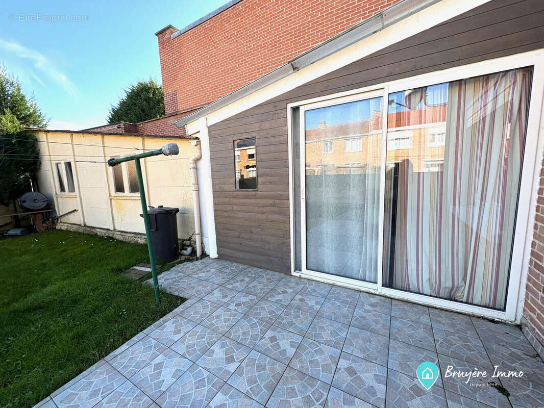 Maison 80 m² à Aulnoye-Aymeries  - photo 7