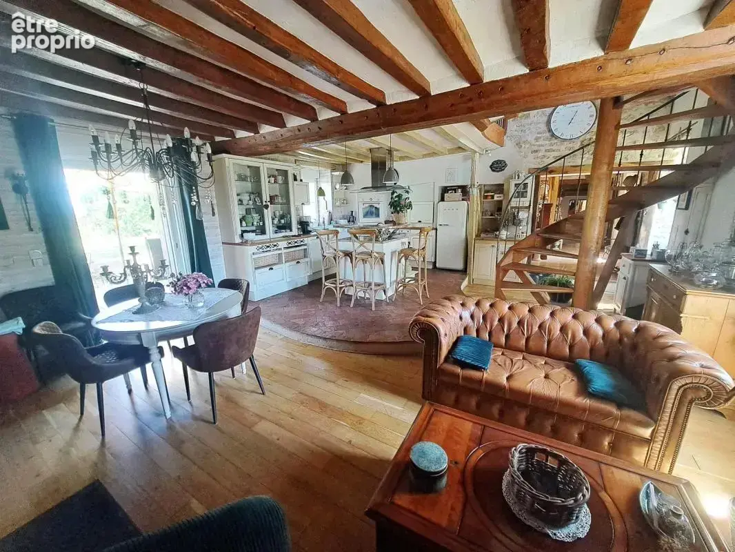 Au calme, longère rénovée, Gîte, dépendances, piscine - photo 6
