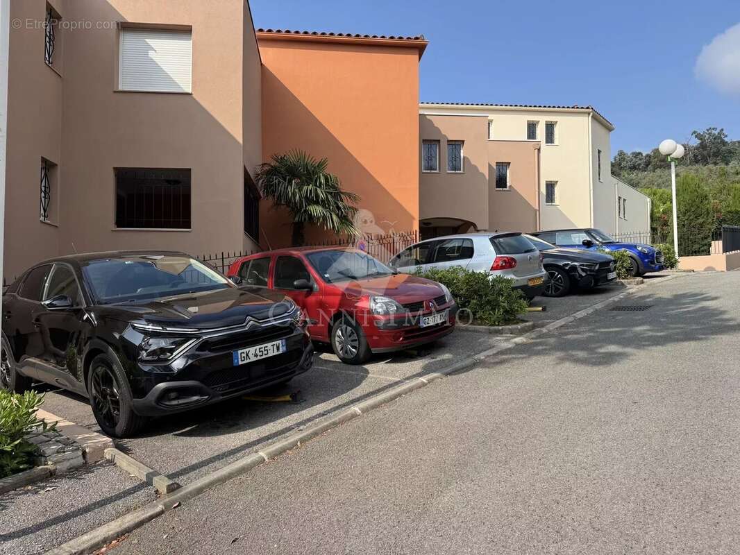 Appartement à MANDELIEU-LA-NAPOULE