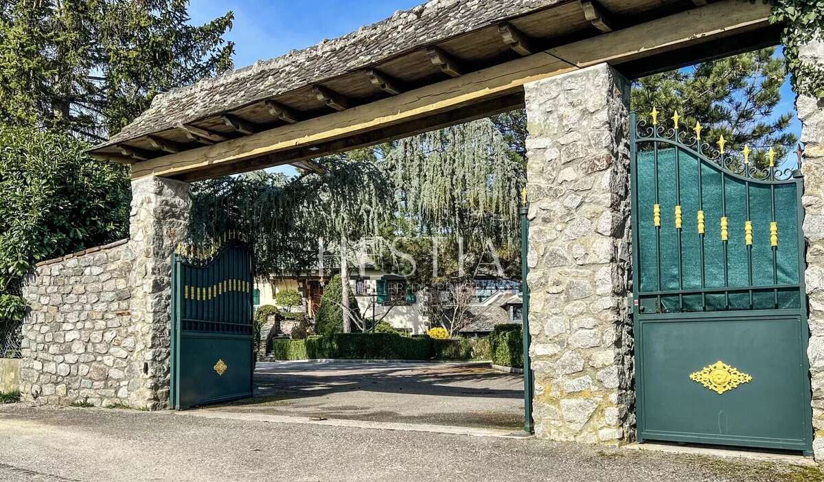 Maison à MARIGNY-SAINT-MARCEL